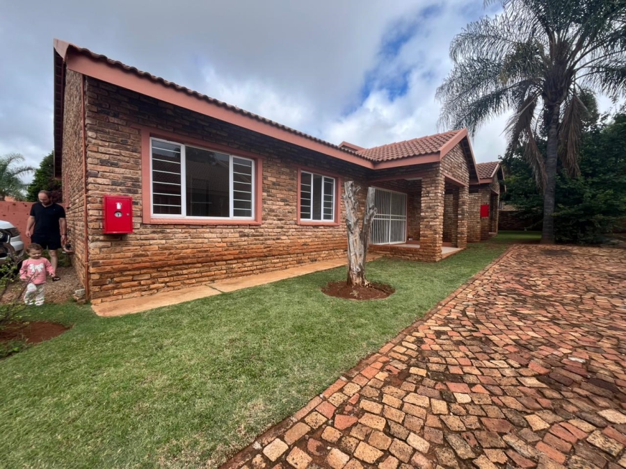 To Let 3 Bedroom Property for Rent in Doringkruin North West